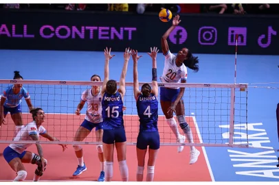 Danielle Cuttino, Minas TC, vôlei