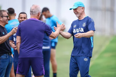 Grêmio , brasileirão 2025 , Mano Menezes , Dorival Junior<!-- NICAID(16138978) -->