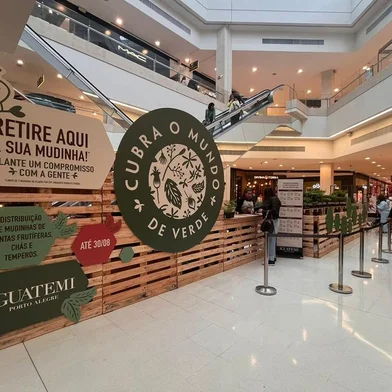 Iniciativa Cubra o Mundo de Verde, do Shopping Iguatemi<!-- NICAID(15844013) -->