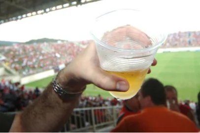 estádio, bebida
