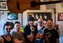Conheça a Banda Rosa's, que conquista o RS misturando rock, bailão e autoajuda