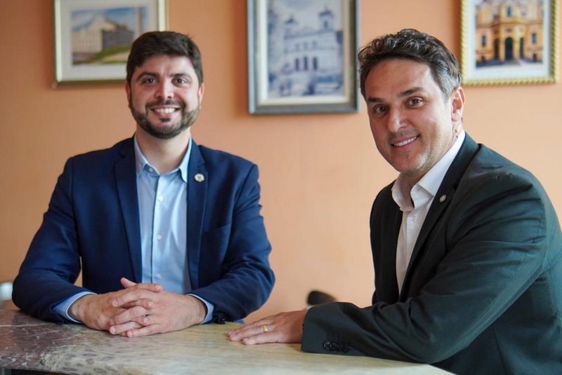 Deputado estadual Felipe Camozzato (Novo) e o deputado federal Luciano Zucco (Republicanos).<!-- NICAID(15610728) -->