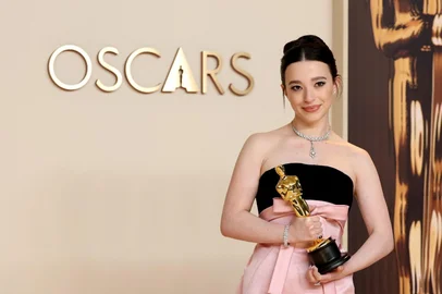 Mikey Madison no Oscar 2025. Atriz ganhou o prêmio de melhor atriz.<!-- NICAID(15987554) -->