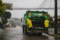 CAXIAS DO SUL, RS, BRASIL, 11/09/2026. Nova roteirização da Codeca completa um mês em setembro. Coleta do lixo orgânico é reorganizada por setores em Caxias do Sul. (Neimar De Cesero/Grupo RBS)Indexador: Neimar De Cesero<!-- NICAID(16363983) -->