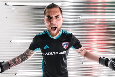 Goleiro Phelipe Megiolaro, ex-Grêmio, que atua no FC Dallas dos Estados Unidos<!-- NICAID(14709517) -->