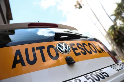 PORTO ALEGRE, RS, BRASIL, 17-12-2025: Novas regras para aquisição da CNH, carteira nacional de habilitação no Brasil impactam Centros de Formação de Condutores, os CFCs. Foto: Jonathan Heckler/Agência RBS<!-- NICAID(16188741) -->