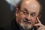 Foto do romancista indiano Salman Rushdie, autor que se tornou mundialmente conhecido nos anos 1980 depois de ser condenado à morte pelo regime dos aiatolás no Irã por passagens consderadas sacrílegas em Os Versos Satânicos. Rushdie é convidado do Fronteiras do Pensamento edição 2014.