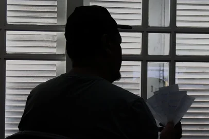 Ronaldo Bernardi / Agencia RBS Vítima de golpe do falso parente perdeu R$ 10 mil enganado por grupo de Goiás.<!-- NICAID(16183943) -->