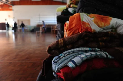 CAXIAS DO SUL, RS, BRASIL, 20/05/2022. Nesta sexta-feira (20), a Pastoral das Pessoas em Situação de Rua iniciará as atividades da Hospedagem Solidária na Paróquia Sagrada Família, em Caxias do Sul. (Bruno Todeschini/Agência RBS)<!-- NICAID(15101570) -->