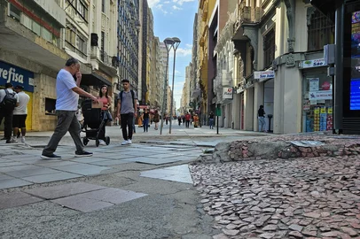 Obras na Rua dos Andradas serão retomadas. Fotos: Hosana Aprato / Smoi / Divulgação<!-- NICAID(15997128) -->