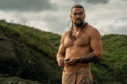 Chefe de Guerra (Chief of War, 2025), série do Apple TV+ com Jason Momoa<!-- NICAID(16088466) -->