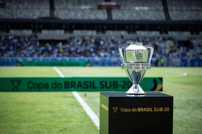 A Diretoria de Competições da CBF divulgou na noite desta sexta-feira (6) a Tabela Básica, o Plano Geral de Ações e o Regulamento Específico da Copa do Brasil Sub-20.<!-- NICAID(15861773) -->