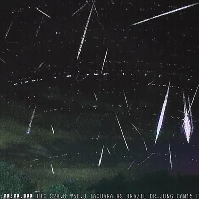 Chuva de meteoros chamada Eta Aquáridas, registrada pelo Observatório Espacial Heller & Jung, localizado em Taquara.<!-- NICAID(14777554) -->