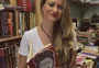Escritora caxiense Geneviève Faé participa de bate-papo na programação do Agosto Lilás