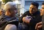 Desembarque do Grêmio em Buenos Aires tem cobrança de torcedores; Tetê foi o principal alvo