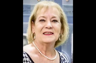 Faleceu no dia 15 de agosto deste ano, em razão de um AVC, a Juíza de Direito aposentada Vera Regina Cornelius da Rocha Moraes, aos 73 anos.<!-- NICAID(16104943) -->