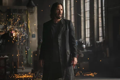 KEANU REEVES as Neo/Thomas Anderson in Warner Bros. Pictures, Village Roadshow Pictures and Venus Castina Productions’ “THE MATRIX RESURRECTIONS,” a Warner Bros. Pictures release.<!-- NICAID(14973615) -->