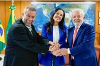 Carlos Lupi, Juliana Brizola e Lula, no Palácio do Planalto<!-- NICAID(16223475) -->