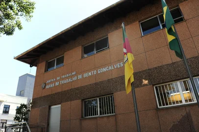BENTO GONÇALVES, RS, BRASIL, 09/03/2023. Prédio da Justiça do Trabalho de Bento Gonçalves. (Bruno Todeschini/Agência RBS)Indexador: BTK<!-- NICAID(15370909) -->