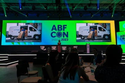 Com foco em educação e gestão nos negócios, edição 2023 da Convenção ABF do Franchising é aberta na Bahia<!-- NICAID(15580581) -->