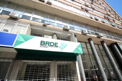 BRDE<!-- NICAID(15641199) -->