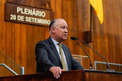 O deputado estadual Pepe Vargas (PT) será o próximo presidente da Assembleia Legislativa em 2025. <!-- NICAID(15935632) -->