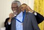 Lenda da NBA e ativista contra o racismo, Bill Russell deixa legado dentro e fora de quadra; ouça o podcast