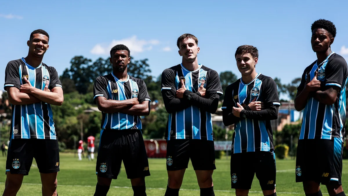 Grêmio goleia Inter em Gre-Nal sub-20 pela Copa Sul