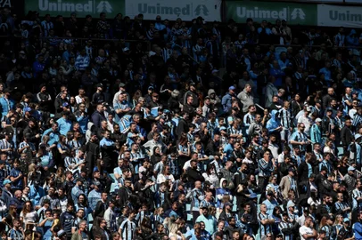 GRÊMIO e ATLÉTICO-MG partida válida pela 25ª rodada do Campeonato Brasileiro disputada na Arena Grêmio, em Porto Alegre (RS), neste domingo, 1º de setembro de 2024.Torcida gremista na arena.<!-- NICAID(15855498) -->