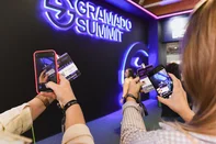 Um evento com muita inovação e networking: essa é a promessa da 8ª edição do Gramado Summit que inicia nesta quarta-feira (4) e segue até sexta-feira (6), no Serra Park. Os ingressos ainda estão à venda, a partir de R$ 2 mil. A expectativa de público é de mais de 20 mil pessoas.<!-- NICAID(16051847) -->
