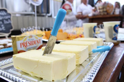 Lactalis de Teutônia vai exportar manteiga para os Estados Unidos<!-- NICAID(16054105) -->