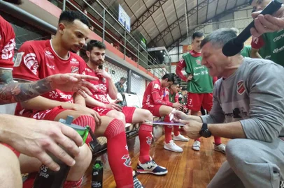 Atlântico se prepara para uma sequência de quatro jogos em uma semana pelo Gauchão.<!-- NICAID(15516067) -->