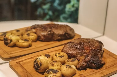 Rodolfo Meyer assume a parrilla da Casa Destemperados, A Ferro e Fogo, Churrasco, Destemperados<!-- NICAID(14313592) -->