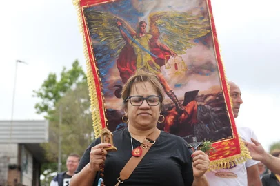 Mais antiga do RS, Romaria de São Miguel reúne milhares de fiéis em Passo Fundo<!-- NICAID(16134358) -->