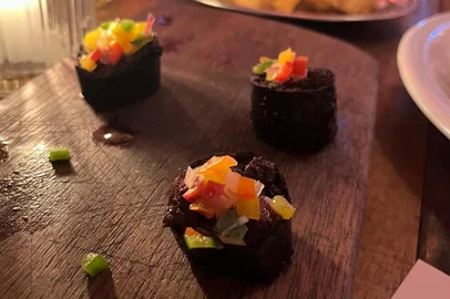 Restaurante El Topador, na Capital, dfaz 10 anos<!-- NICAID(16025352) -->