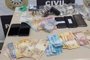 Policia civil de Imbé prendeu cinco pessoas em uma ação contraa prática de “tele-entrega” de drogas na cidade e arredores. <!-- NICAID(15678267) -->