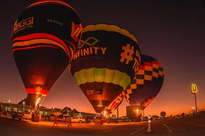 Villagio Caxias sedia prévia do Festival Internacional de Balonismo neste final de semana<!-- NICAID(16023413) -->