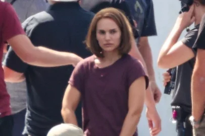 natalie portman, thor 4, marvel, thor amor e trovão<!-- NICAID(14730159) -->