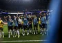 Festa da torcida, gols e visita de Luan: os bastidores da classificação do Grêmio na Copa do Brasil em vídeo