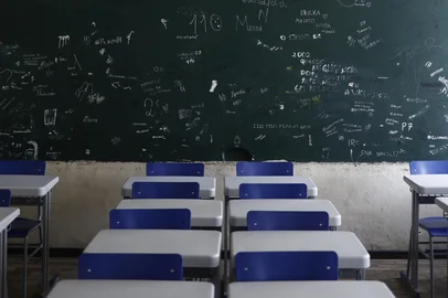 PORTO ALEGRE, RS, BRASIL - 2025.02.12 - Salas de aula da escola Protásio Alves contam com ventiladores e ar condicionado para a climatização dos alunos e professores. (Foto: André Ávila/ Agência RBS)Indexador: Andre Avila<!-- NICAID(15975021) -->