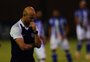 Após derrota e agressões de torcedores no vestiário, Esportivo demite o técnico Gustavo Papa 