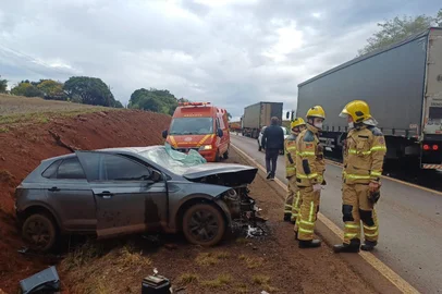 Homem morre em acidente entre carro e caminhão em São Luiz Gonzaga<!-- NICAID(16059356) -->