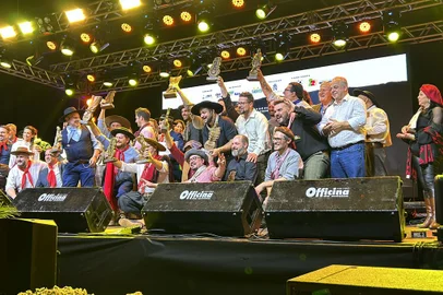 "Canto ao Payador" é a campeã da 44ª Coxilha Nativista; veja a lista de premiados<!-- NICAID(15831982) -->