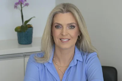 Apergs / Divulgação A nova diretoria da Associação dos Procuradores do Estado (Apergs) tomará posse para o biênio 2026-2027 nesta segunda-feira (15), em solenidade na sede da entidade. A Apergs será presidida pela procuradora Patricia Bernardi Dall’Acqua.<!-- NICAID(16185976) -->