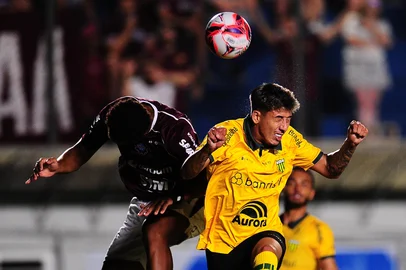 CAXIAS DO SUL, RS, BRASIL, 06/02/2026. Caxias x Ypiranga, jogo válido pelas quartas de final do Campeonato Gaúcho 2026 (Gauchão 2026), e realizado no estádio Francisco Stédile (estádio Centenário). (Porthus Junior/Agência RBS)Indexador: BTK                             <!-- NICAID(16220766) -->