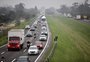 Estreitamento de pista causa congestionamento na chegada a Porto Alegre pela BR-290