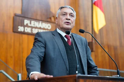 Foto: Fotografia ALRS  Agência ALRSLegenda: Dep. Adolfo Brito<!-- NICAID(15580320) -->