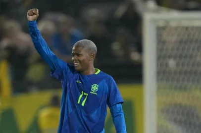 Brazil's midfielder #17 Jhonson celebrates after scoring during a friendly football match between Brazil and Japan, at the Cicero De Souza Marques Municipal stadium in Braganca Paulista, state of Sao Paulo, Brazil on June 2, 2025. (Photo by NELSON ALMEIDA / AFP)<!-- NICAID(16051278) -->