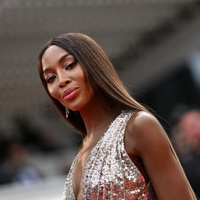British model Naomi Campbell arrives for the opening ceremony and the screening of the film "Jeanne du Barry" during the 76th edition of the Cannes Film Festival in Cannes, southern France, on May 16, 2023. (Photo by LOIC VENANCE / AFP)Editoria: ACELocal: CannesIndexador: LOIC VENANCESecao: cinemaFonte: AFPFotógrafo: STF<!-- NICAID(15429927) -->
