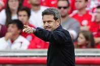 PORTO ALEGRE, RS, BRASIL - 08.05.2016 : Internacional enfrenta o Juventude pela final do Campeonato Gaúcho 2016, no estádio Beira-Rio. Na foto, o técnico do Inter Argel Fucks. (FOTO: FÉLIX ZUCCO/AGÊNCIA RBS, Editoria Esportes)<!-- NICAID(12185443) -->